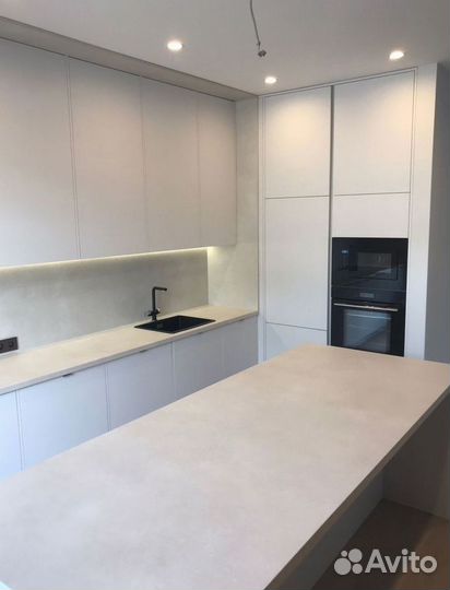 Кухонный гарнитур угловой