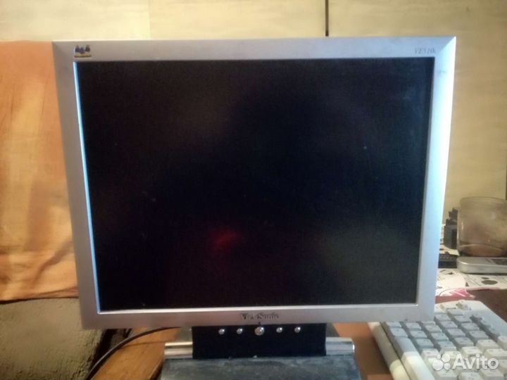 Монитор Samsung syncmaster 721n