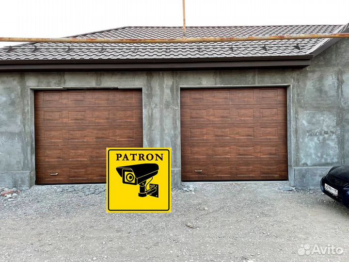 Секционные ворота