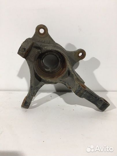 Кулак поворотный передний правый Kia Cerato 3 YD