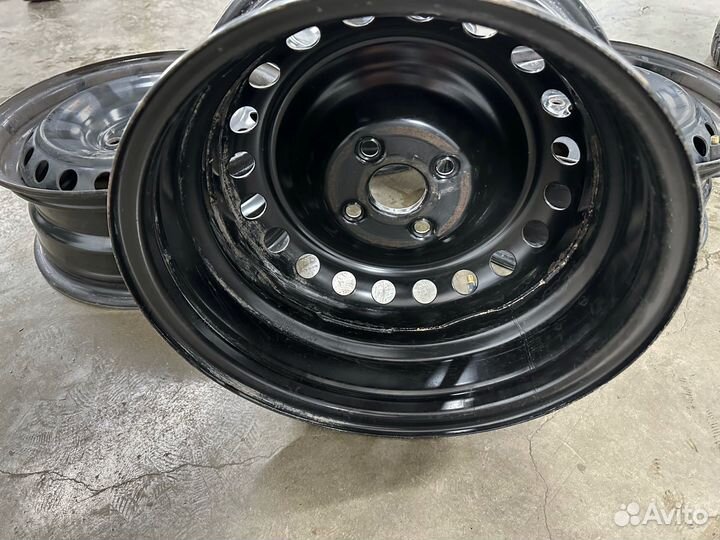 Диски r15 Hyundai Solaris Kia Rio Ровные