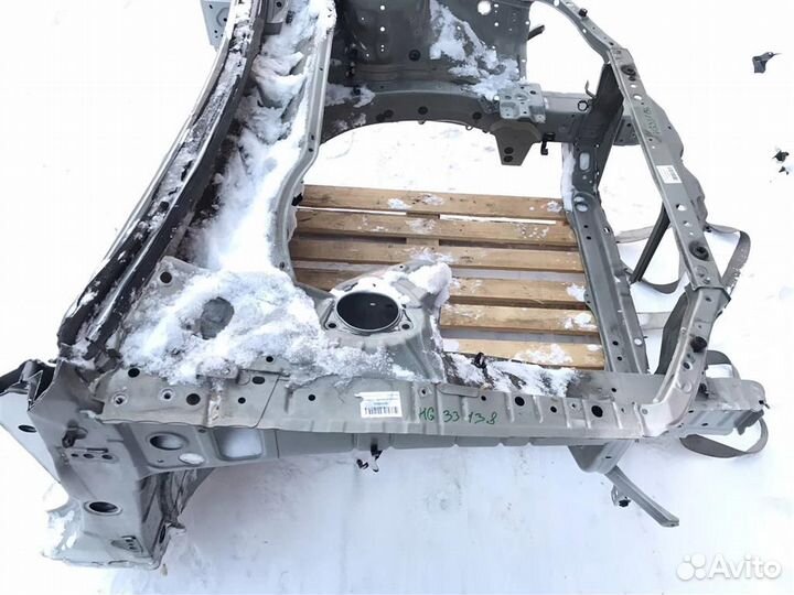 Передняя часть автомобиля Toyota Windom (MCV30) 2