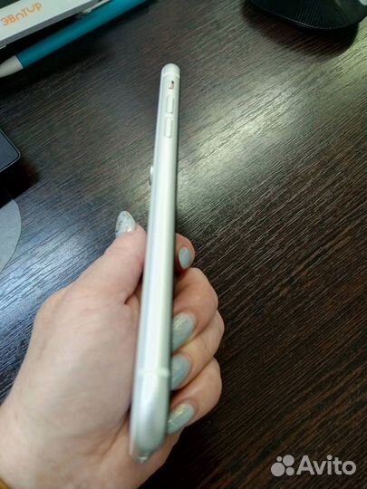 iPhone Xr, 128 ГБ