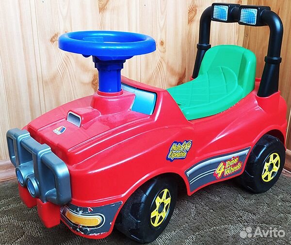 Детская машинка-каталка