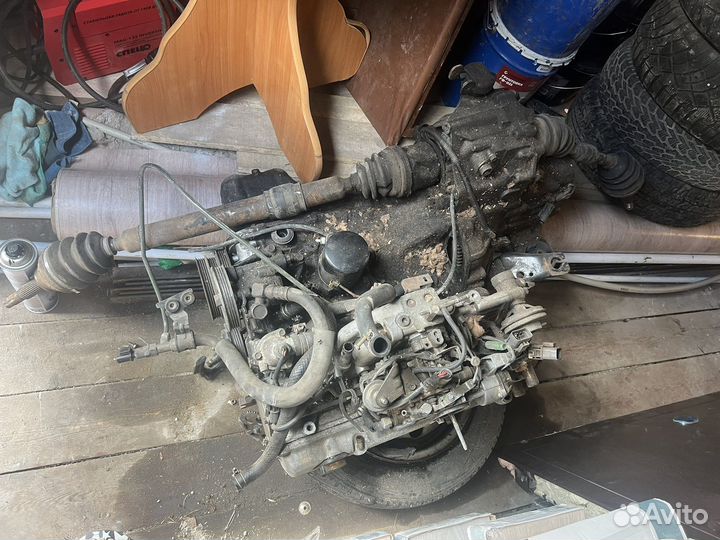 Двигатель с коробкой в сборе на нисан примьера р10