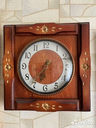 Часы настенные