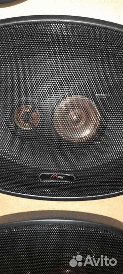 Музыкальная колонка с блютузом