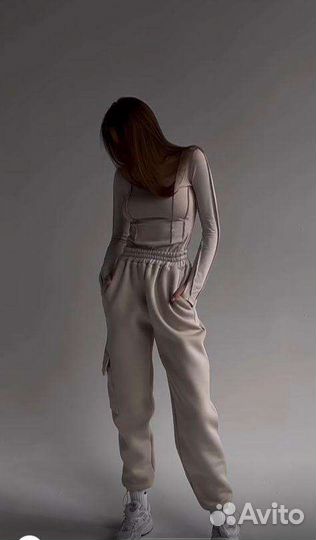 Спортивный женский костюм 42/46