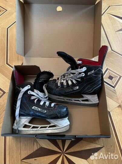Хоккейные коньки Bauer