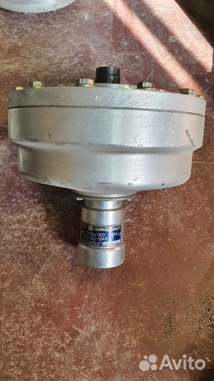 Пневмоцилиндр П-цвм 200