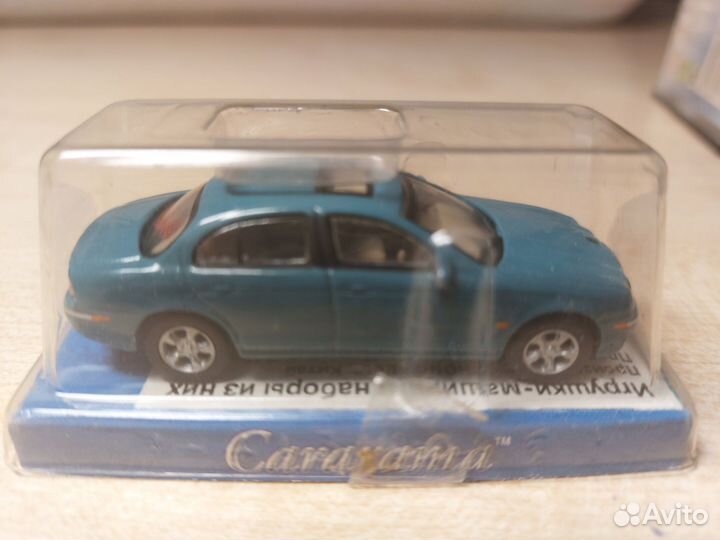 Модель автомобиля 1:72