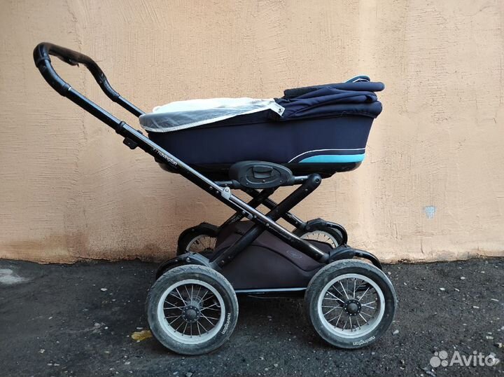 Коляска-люлька Navington Galeon 2 в 1