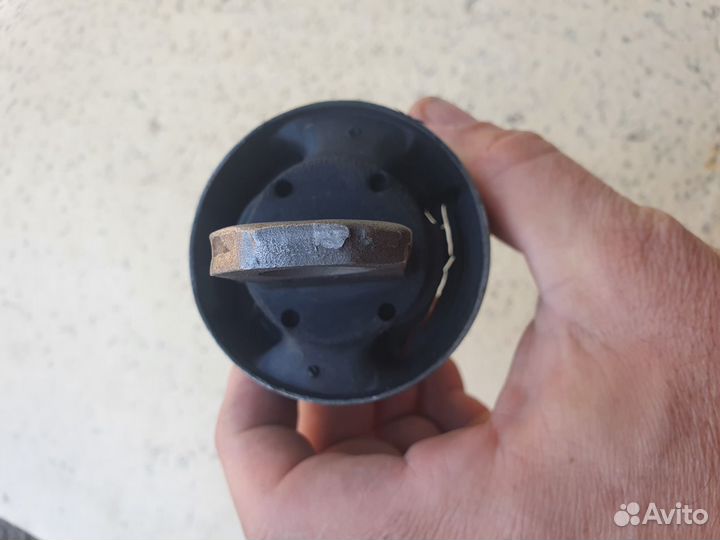 Сайлентблок заднего продольного рычага Мазда сх-5