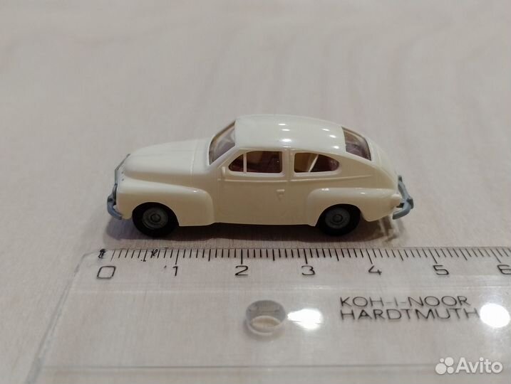 A25) Volvo PV544 (1947-1969)