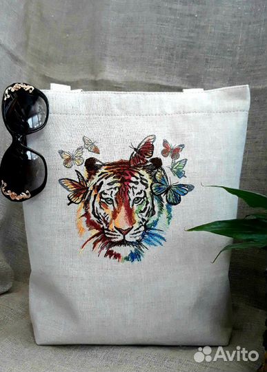 Летняя женская сумка-натуральный лен с вышивкой
