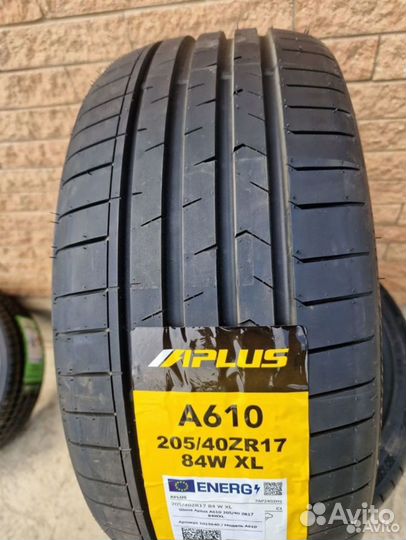 Kapsen K3000 205/40 R17