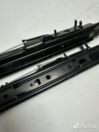 Салазки сидения правого Renault Logan/Largus