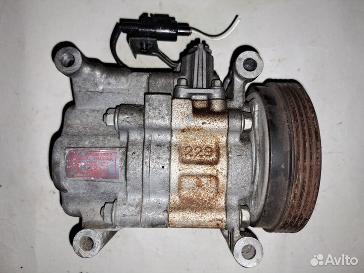 Компрессор кондиционера Suzuki SX4 (95201-63JA1)