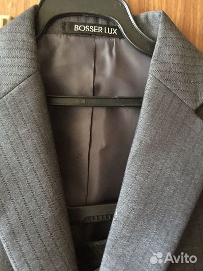 Костюм школьный