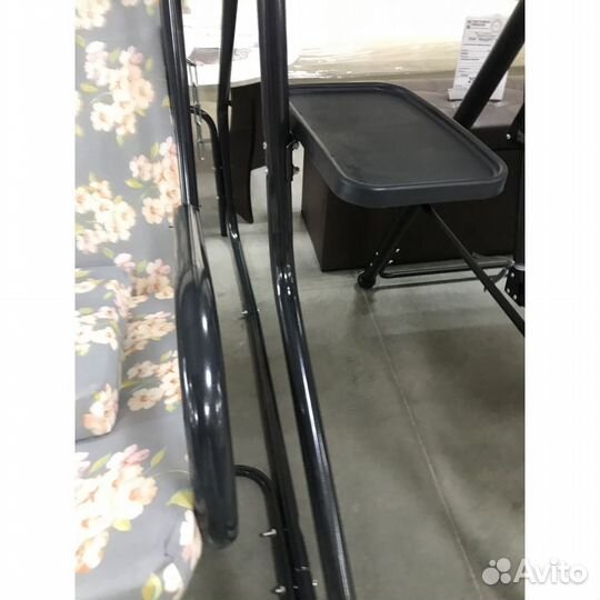 Садовые качели новые