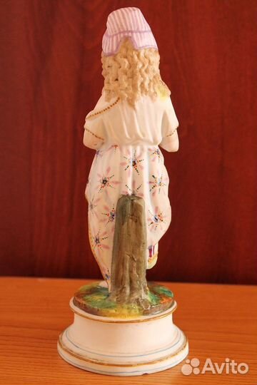 Редкая красивая статуэтка. Старая Франция. 1840е