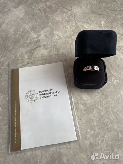 Мужское Золотое кольцо с изумрудом 