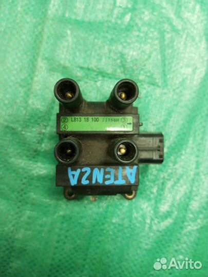 Катушка зажигания Mazda Atenza L81318100