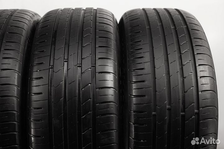 Kumho Ecsta HS51 235/55 R17 103W