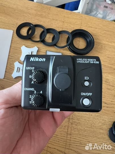 Nikon Speedlight Commander Kit R1C1 SB-R200