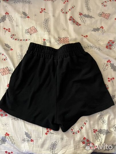 Шорты черные