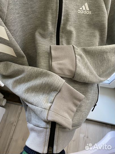 Спортивный костюм adidas для мальчика 140/146