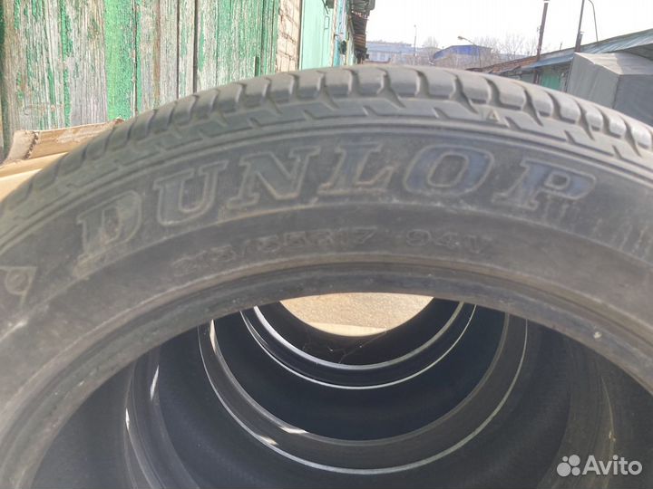 Dunlop SP Sport 270 215/55 R17