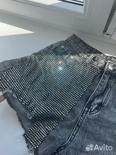 Шорты джинсовые женские со стразами