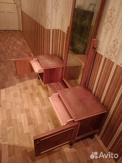 Трюмо старинное антикварное с зеркалом начало хх в