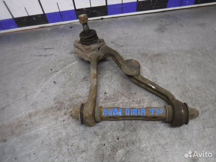 Рычаг подвески передний правый Лада Нива 2121 2001