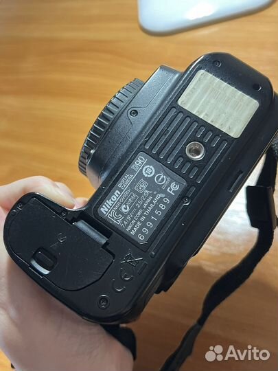 Зеркальный фотоаппарат nikon d90