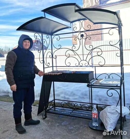 Мангал с печью и столиком