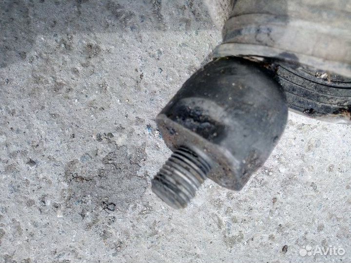 Наконечник рулевой Volkswagen Passat B4 2E 1994