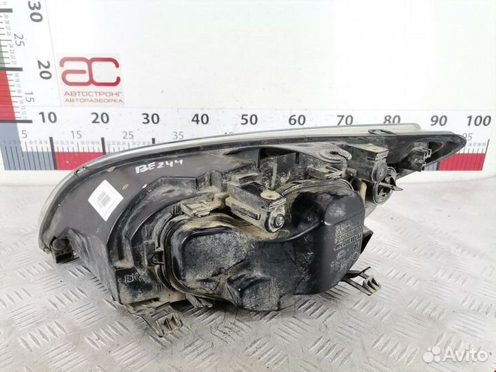 Фара правая Ford Focus рест. 2005 1480979