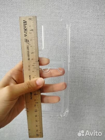 Чехол на телефон