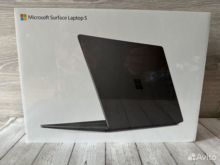 Ноутбук Microsoft Surface Laptop 5. i5 8/512
