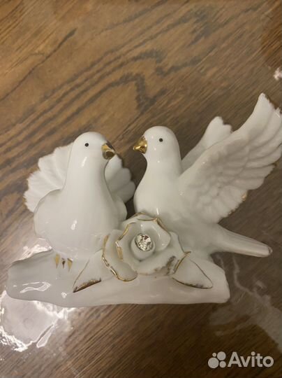 Статуэтка свадебная голуби