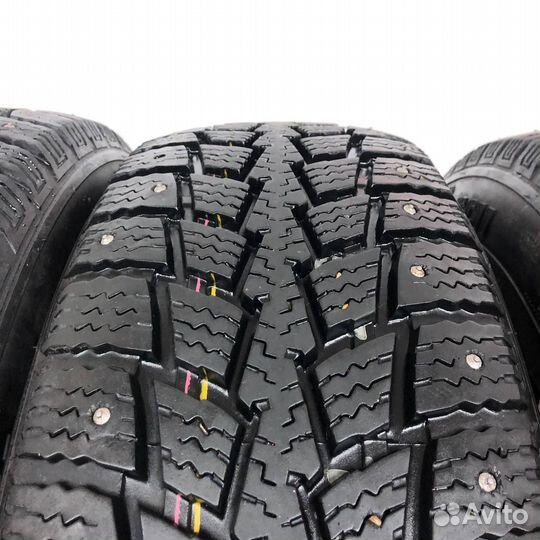 Kumho Power Grip KC11 235/70 R16