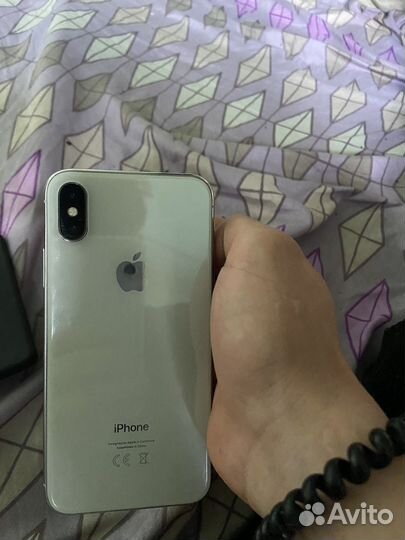 iPhone X, 64 ГБ