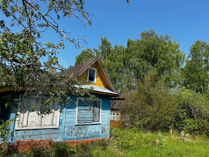 Дача 27,8 м² на участке 3,5 сот.