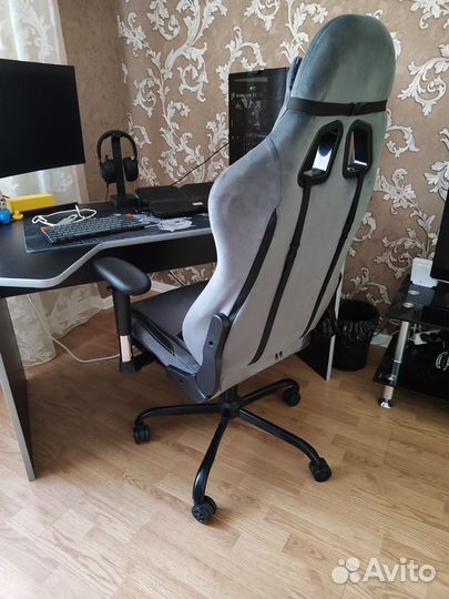 Компьютерное кресло