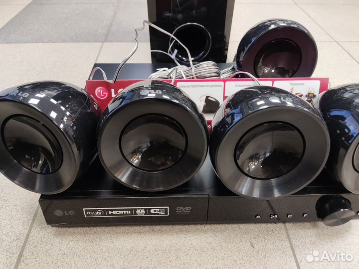 Домашний кинотеатр LG DH-4220S (Центр)