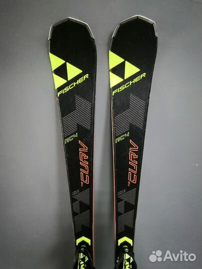 Горные лыжи Fischer RC4 curv 164 см (канты 95%)