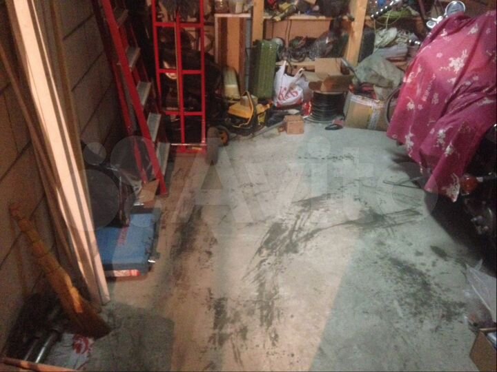 Гараж, 12 м²