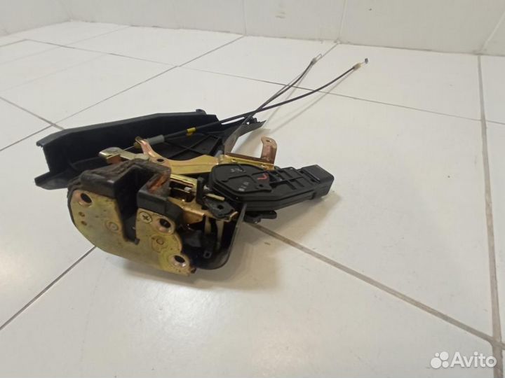 Замок двери задней левой Geely MK